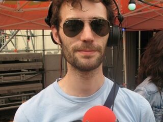 Herman proeft de sfeer op Concert At SEA