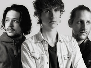 Serious Talent Live met When We Are Wild