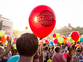 The Cosmic Carnival wint plek op Sziget