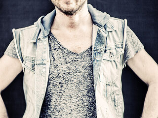 Giel kopje onder met Kaasheld in Lake Lowlands