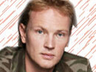 Stewardessenstrijd in Wout!