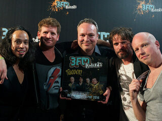 Racoon wint de 3FM Award voor Beste Artiest Pop