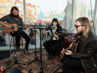 Band Of Skulls live vanaf Paaspop