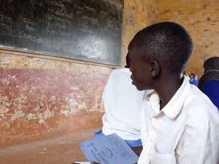 Ochwa kan weer naar school