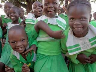 Young Positives Club in Oeganda