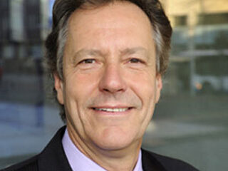 Burgemeester Van Gijzel in het Glazen Huis