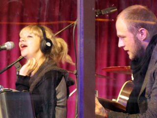 Jacqueline en Blof in duet