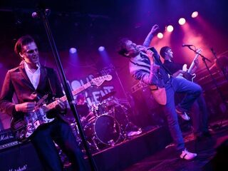 Handsome Poets bij je Kerstdiner!