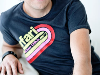 Indoor skydiven in ruil voor een oude telefoon