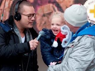 'Paul Rabbering met z'n grote bril' jingle