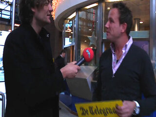 Help Frank van zijn advertentieruimte af