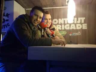 De ontbijtbrigade verrast meester Rein