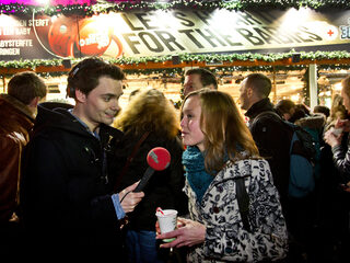 Domien volleybalt en fietst voor 3FM Serious Request
