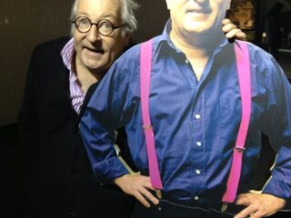 Youp van 't Hek weer in het huis