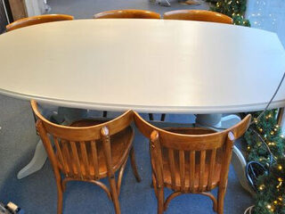 Het interieur van het huis op de veiling