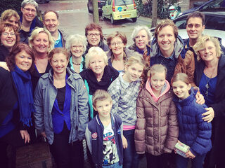 Klaas gaat zingend langs de deuren