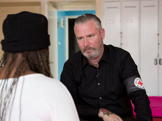 Alessandra is zwanger van de man die haar verkracht heeft