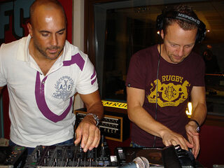 Met Always Hardkoor hakken voor 3FM Serious Request