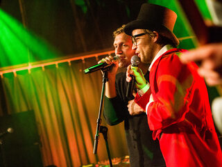 Giels Circus Request van zondag 21 december met o.a. Andy Burrows!