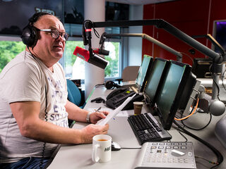 Rawr, Paul de Leeuw belde met het Glazen Huis