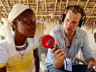 Medicijnvrouw Martine geneest zieke mensen op traditionele wijze