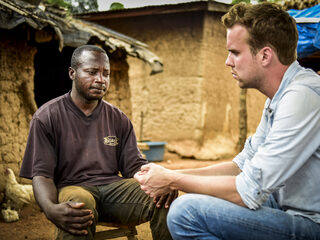 Ernest uit Ivoorkust verloor twee van zijn kinderen aan longontsteking