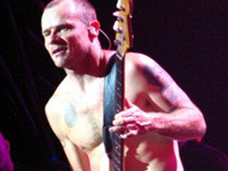 Red Hot Chili Pepper naar school