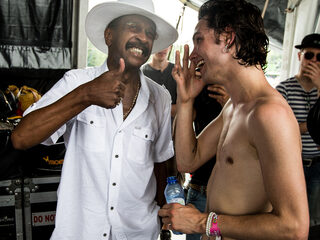 Jett Rebel en Larry Graham schitteren samen op de 3FM Stage