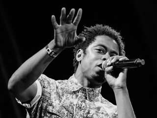 Laatste Temples, Typhoon en meer op Lowlands