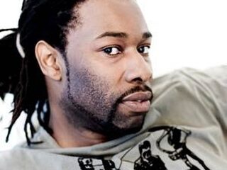 Lucien en Dennis freaken met Gerard