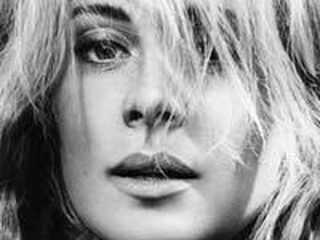 Geruchten Anouk houden aan