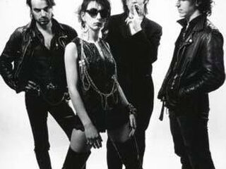 Claw Boys Claw live bij Giel