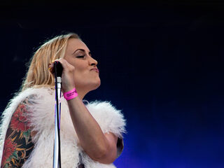 Anouk - Paradise And Back Again