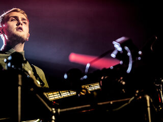 Disclosure waardige eerste headliner