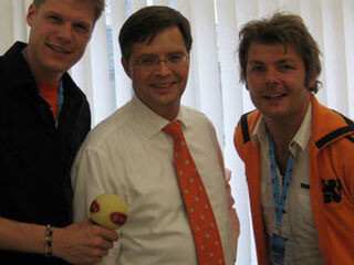 Coen en Sander met JP de premier