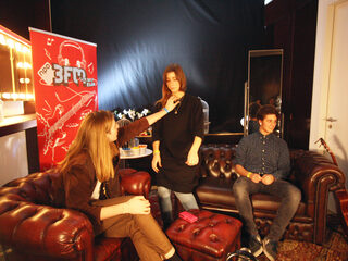 Ronde-met-een-streepje-op-de-E is een hoekzitter