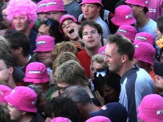 Pinkpop-petjes nu al te koop