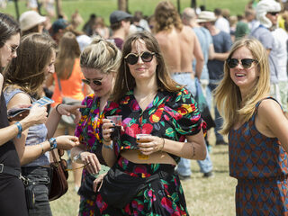 Down the Rabbit Hole: Dag 1 in foto's