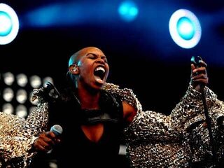 Skunk Anansie rocks en komt in februari weer naar Nederland