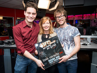 Douwe Bob wint de Schaal van Rigter