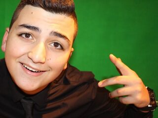 Vlogger Zaid (15) over de spagaat tussen school en een eigen bedrijf