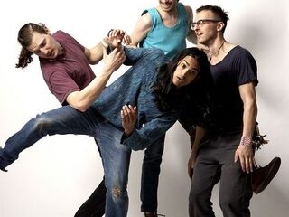 Yeasayer in concert. Zie het hier!