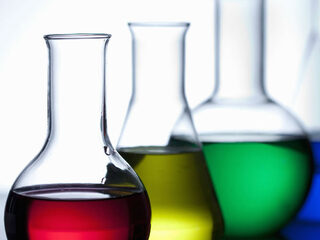 Aardrijkskunde (VWO) of Scheikunde (VMBO)? SchoolTV weet wat je moet weten!