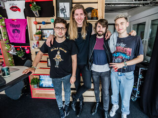 Wat vindt Years & Years van bitterballen?