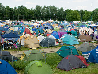 Ondertussen op de Pinkpop-camping