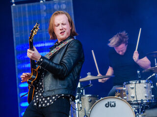 BKS16: De ondraaglijke lichtheid van Two Door Cinema Club