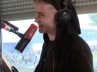 Mura Masa had te veel vertrouwen in het Britse volk