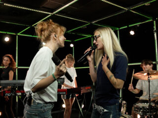 Froukje en S10 in de 3FM Live Box met 3FM Megahit 'Ik Haat Hem Voor Jou'