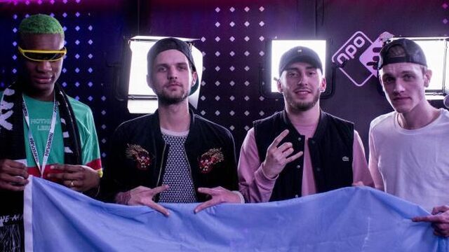 Hoe word je buschauffeur? Gil & Megas