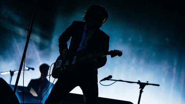 20 minuten genieten: Arctic Monkeys live op BKS